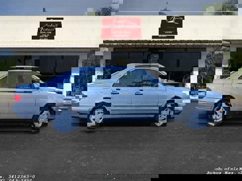 Used 1996 Mercedes-Benz E 320 Sedan image 9