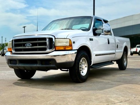 Used 1999 Ford F250 Lariat image 4