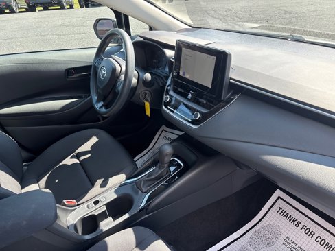 Used 2023 Toyota Corolla LE image 45