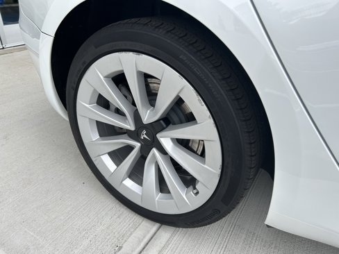 Used 2023 Tesla Model 3 Standard Range image 28