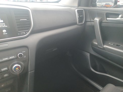 Used 2022 Kia Sportage LX w/ LX FWD Value Edition Package image 27