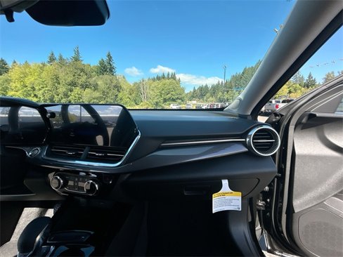 New 2025 Chevrolet Trax ACTIV w/ Driver Confidence Package image 27