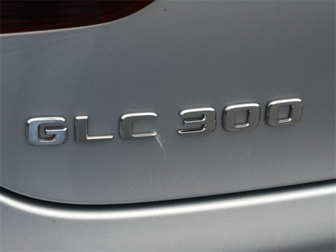 Used 2023 Mercedes-Benz GLC 300 4MATIC Coupe image 16