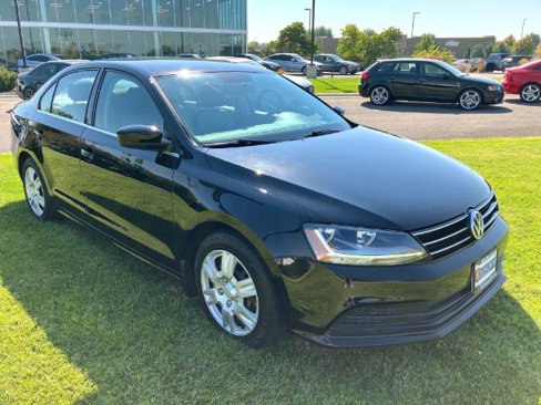 Used 2017 Volkswagen Jetta S image 3