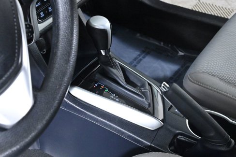 Used 2017 Toyota Corolla LE image 17
