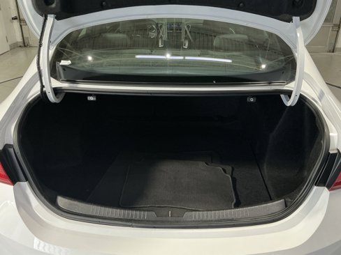 Used 2023 Chevrolet Malibu LS image 32