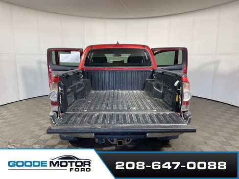 Used 2015 Toyota Tacoma 4x4 Double Cab image 12