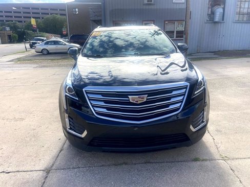 Used 2018 Cadillac XT5 Luxury w/ Driver Awareness Package image 2