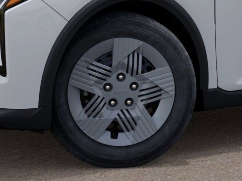 New 2025 Kia K4 LX image 9