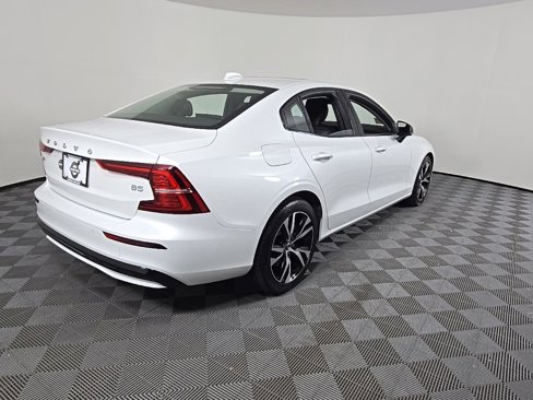 Certified 2025 Volvo S60 B5 Core image 7