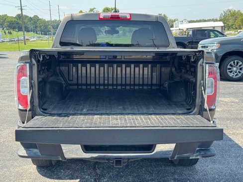 Used 2016 GMC Canyon 2WD Crew Cab w/ Convenience Package image 4