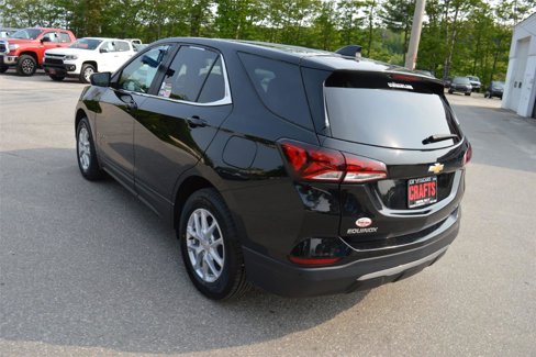 Used 2023 Chevrolet Equinox LT w/ Driver Convenience Package image 3