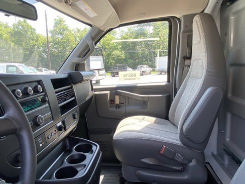 New 2025 Isuzu NPR image 31