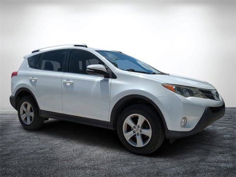 Used 2013 Toyota RAV4 XLE image 1
