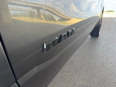 Used 2021 RAM 1500 Big Horn image 10