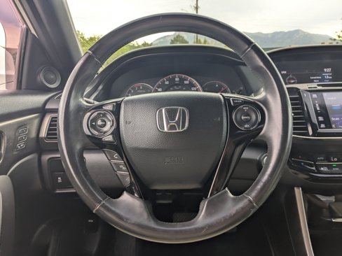 Used 2017 Honda Accord EX-L image 18