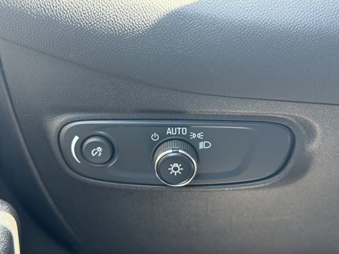 Used 2022 Chevrolet Equinox LT image 26