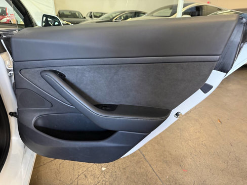 Used 2020 Tesla Model 3 Standard Range Plus image 25