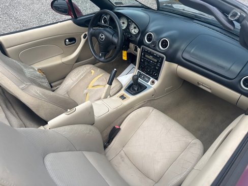 Used 2003 MAZDA MX-5 Miata image 15