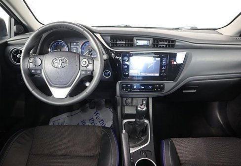 Used 2018 Toyota Corolla SE image 18
