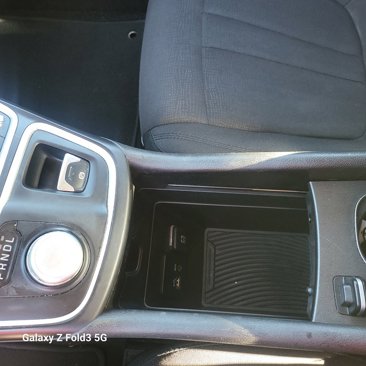 Used 2016 Chrysler 200 Limited image 17
