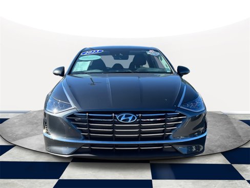 Used 2023 Hyundai Sonata SE image 2