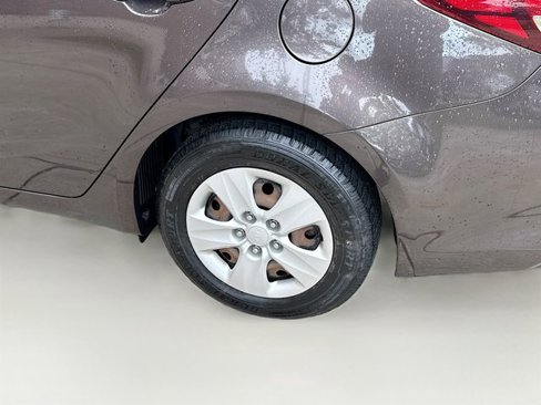 Used 2018 Kia Forte LX image 28