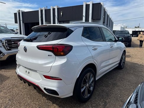 Used 2022 Buick Encore GX Select w/ Sport Touring Package image 6