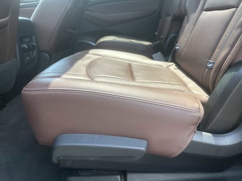 Used 2021 Buick Enclave Avenir w/ Avenir Technology Package image 28