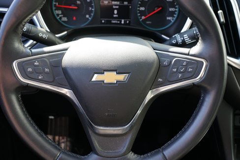 Used 2018 Chevrolet Equinox LT image 23