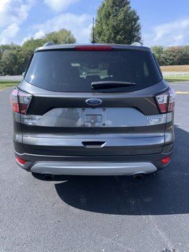 Used 2017 Ford Escape Titanium image 2