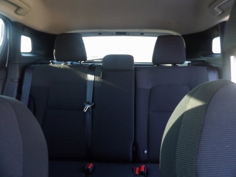 Used 2025 Nissan Kicks S image 12