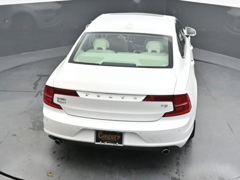 Used 2017 Volvo S90 T5 Momentum w/ Vision Package image 22