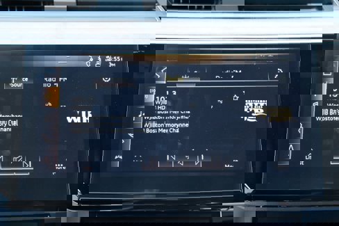 Used 2019 Audi e-tron Premium Plus image 34