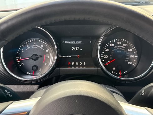 Used 2017 Ford Mustang Coupe image 17