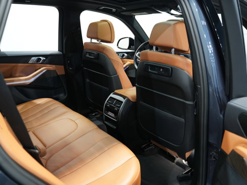 Used 2022 BMW X5 xDrive40i w/ M Sport Package image 39