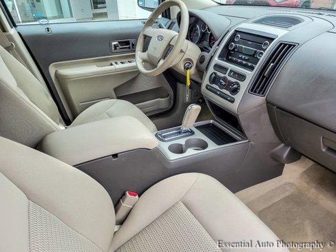 Used 2010 Ford Edge SE image 20