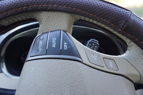 Used 2011 Toyota Avalon Limited image 20