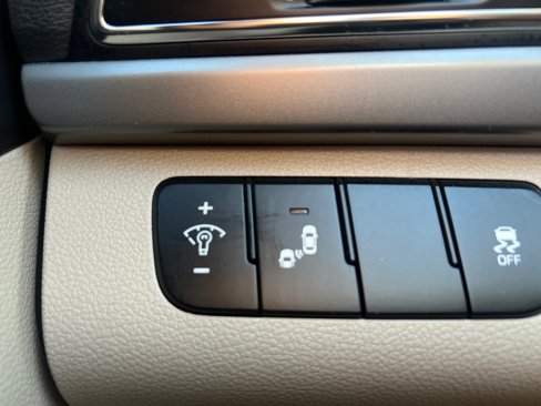 Used 2018 Hyundai Elantra SEL image 20
