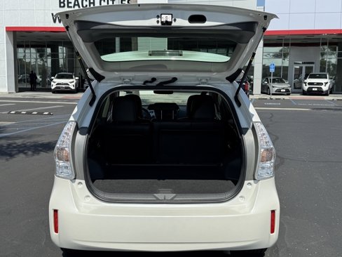 Used 2013 Toyota Prius V Five image 16