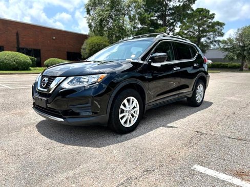 Used 2017 Nissan Rogue SV image 29