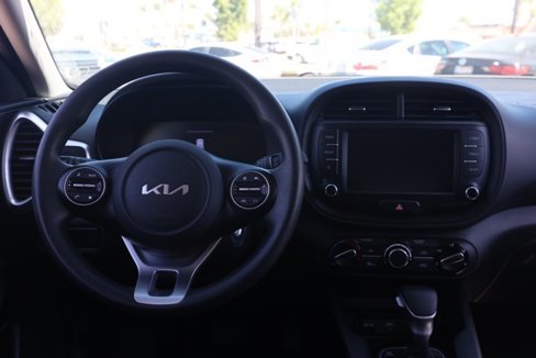 Used 2023 Kia Soul LX w/ LX Technology Package image 22