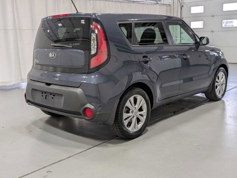 Used 2015 Kia Soul + image 7