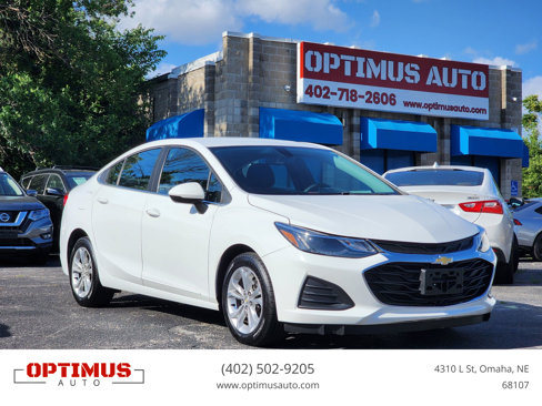 Used 2019 Chevrolet Cruze LT w/ Convenience Package image 1