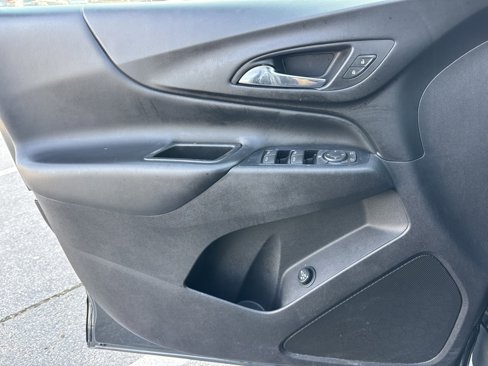Used 2019 Chevrolet Equinox LT image 14