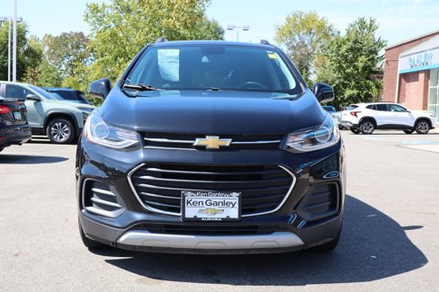 Used 2020 Chevrolet Trax LT w/ LT Convenience Package image 4
