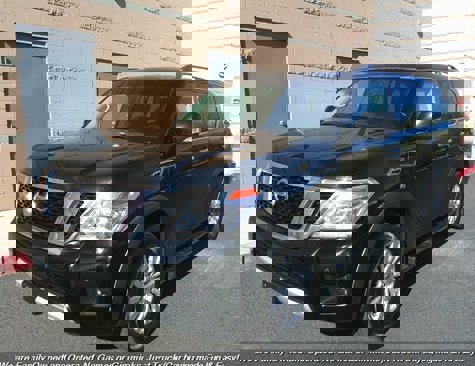Used 2017 Nissan Armada SV image 3