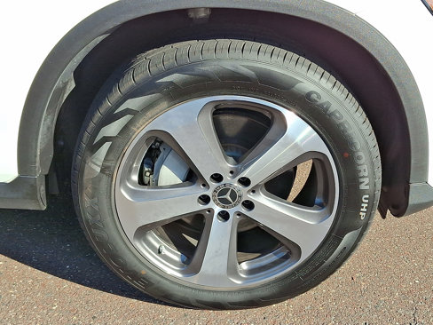Used 2022 Mercedes-Benz GLC 300 4MATIC image 8