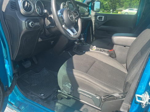 Used 2019 Jeep Wrangler Unlimited Sahara image 8