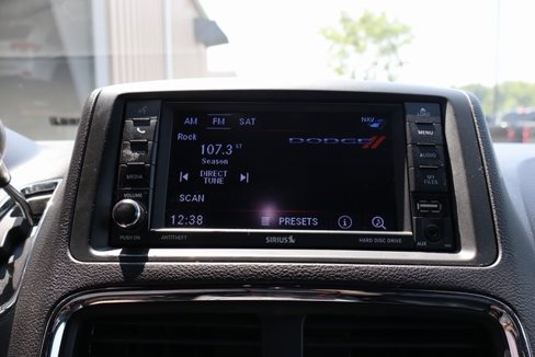 Used 2018 Dodge Grand Caravan GT image 17